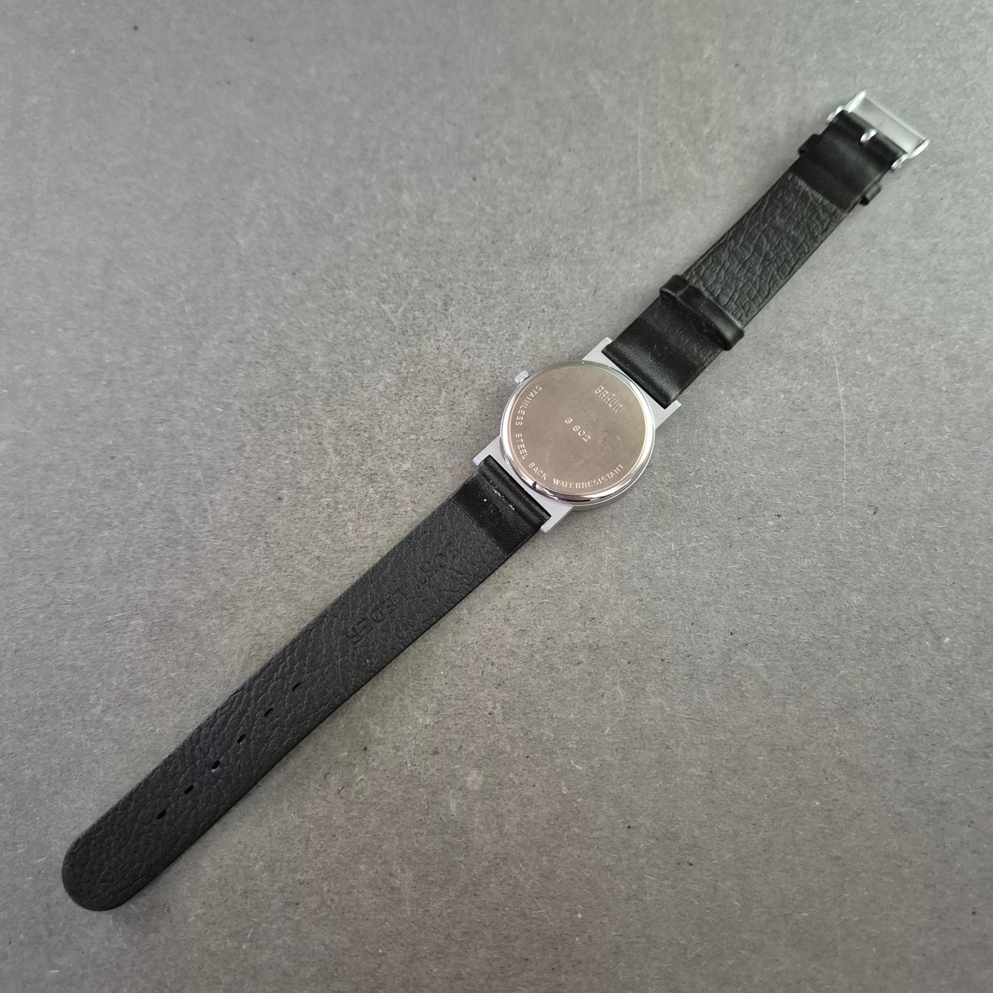 Braun Herren Uhr Quartz – Minimalistisches Design Made in Germany