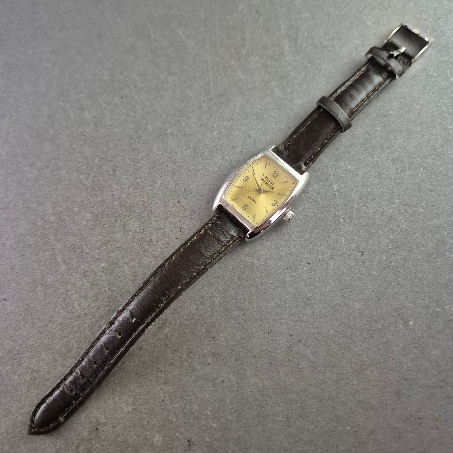 Royal Spencer Damen Uhr – Klassisch & Elegant mit Lederarmband