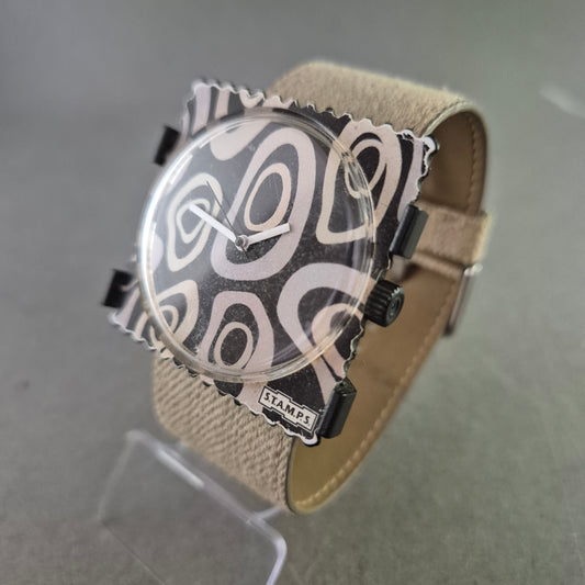 Ausgefallene Unisex Uhr – STAMPS Design mit Musterzifferblatt