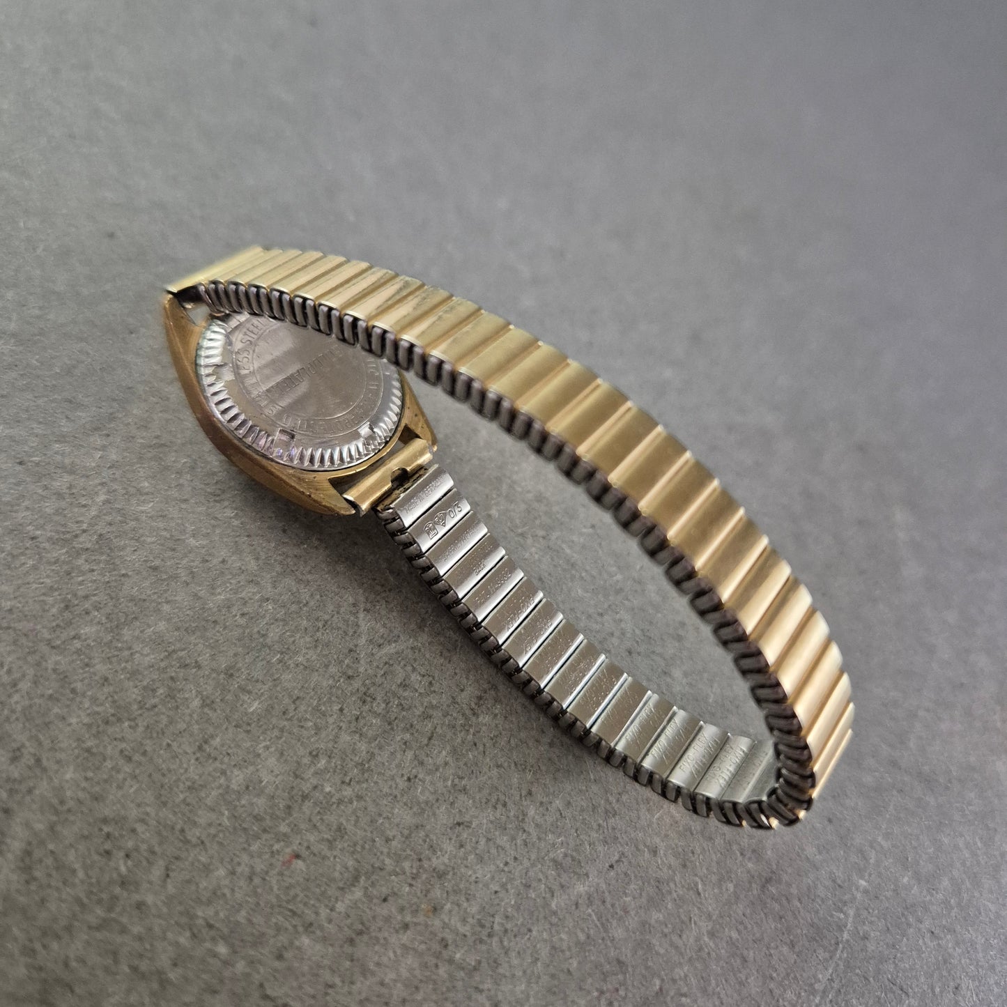 Tonica Damen Uhr Vintage – Mechanik mit 17 Jewels und Flexband