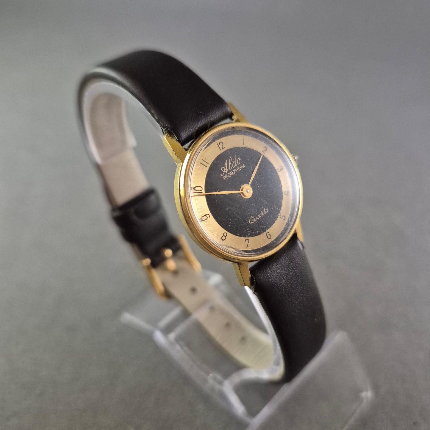Klassische Aldo Pforzheim Damen Uhr – Eleganz im Retro-Stil