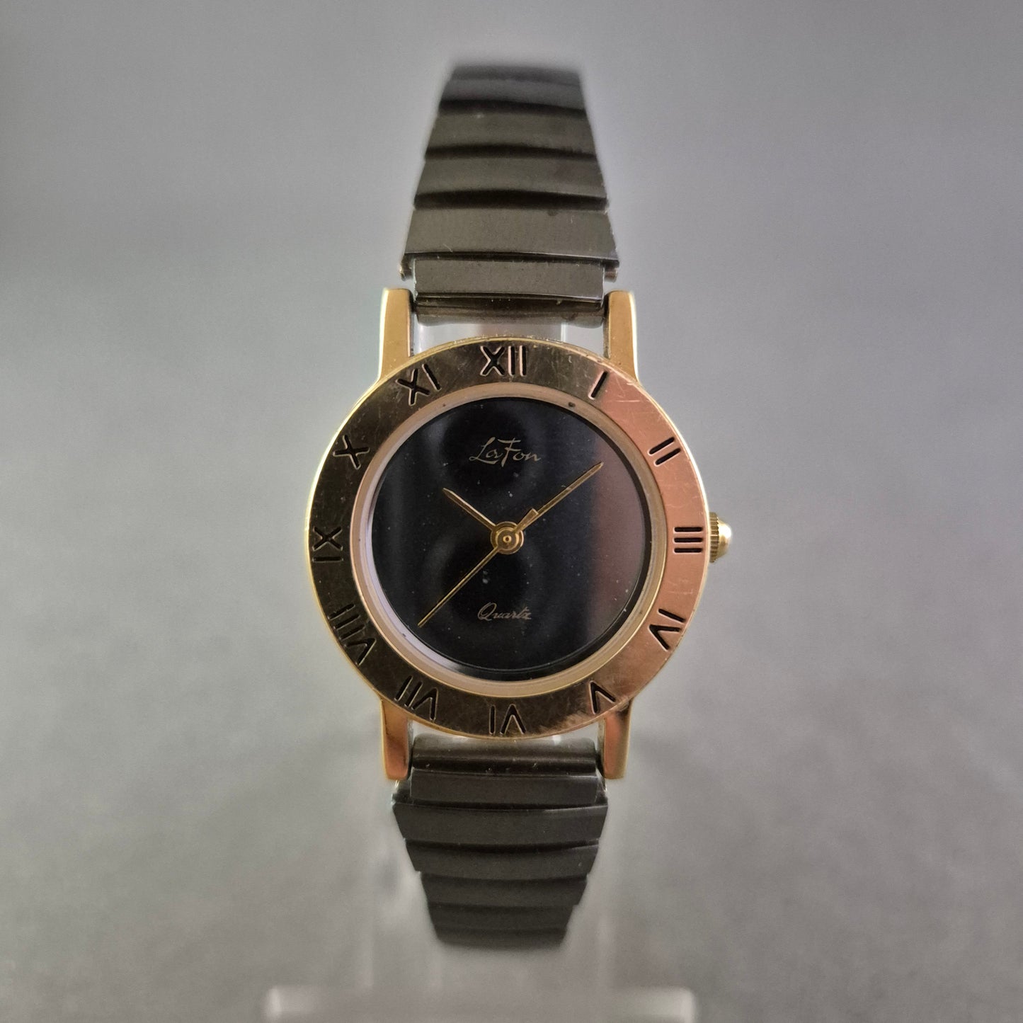 Klassische LeTon Damen Uhr – Eleganz mit römischen Ziffern