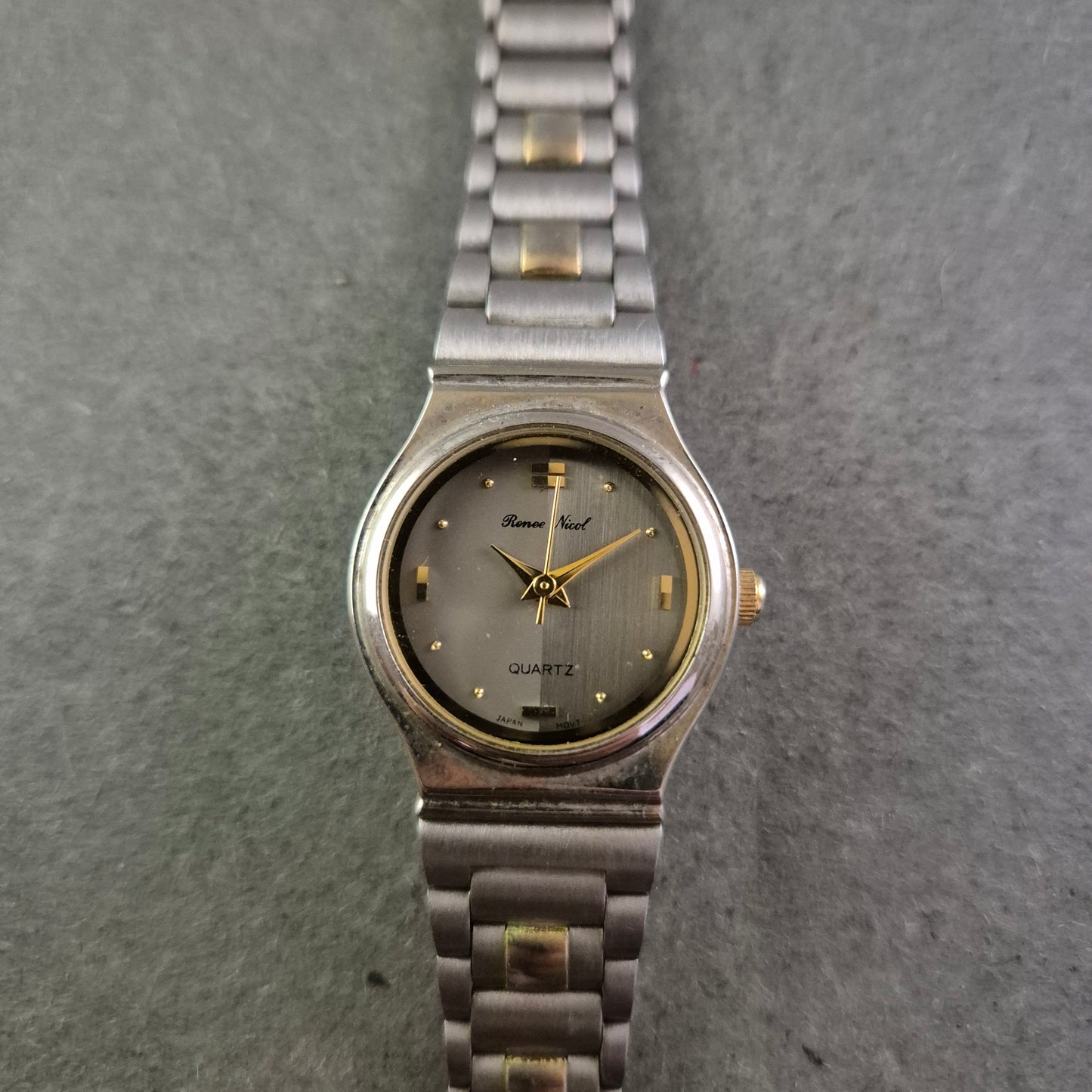 Romeo Nickel Damen Uhr – Zweifarbiges Edelstahlarmband & dezentes Design