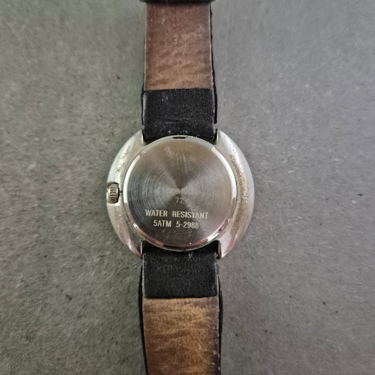 Edle Christ Damen Uhr – Minimalistisches Design mit gebürsteter Oberfläche