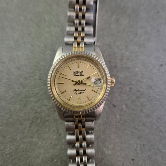 Klassische P.T. Damen Uhr – Zweifarbige Eleganz mit Datumsanzeige