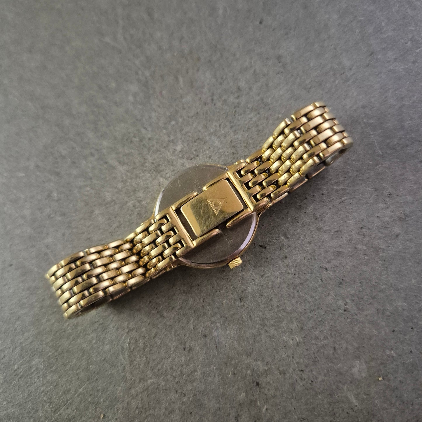 Damen Uhr Dugena Quartz Gold mit römischen Ziffern und Datumsanzeige