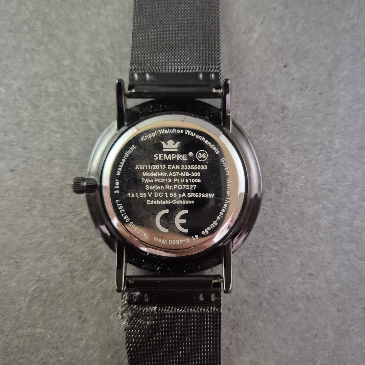 Damen Uhr SEMPRE Schwarz Minimalistisches Design mit Mesh-Armband