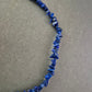 Elegante Halskette mit Lapislazuli-Splittern – Kräftiges Blau für Stilbewusste