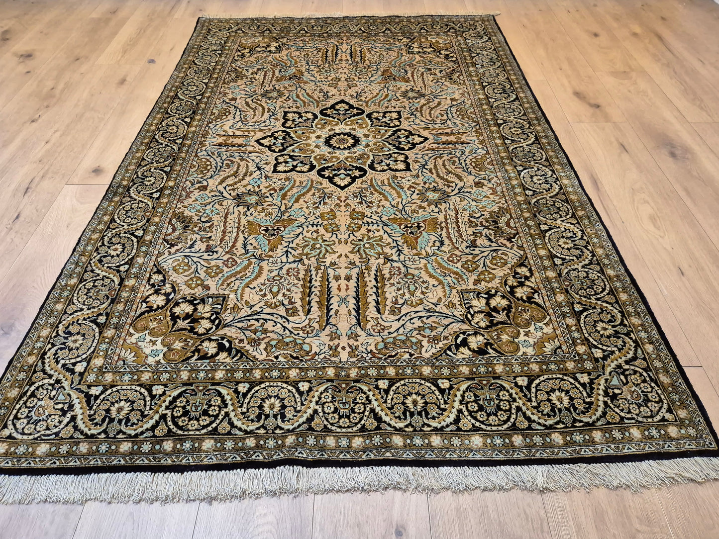 Exklusiver Ghom Teppich – Seide auf Seide, sehr fein Orientteppich