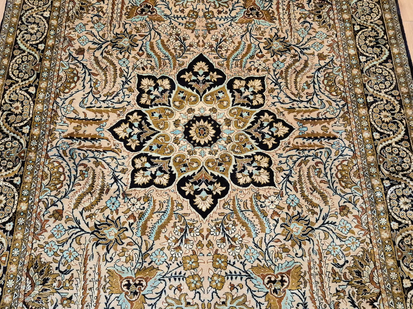 Exklusiver Ghom Teppich – Seide auf Seide, sehr fein Orientteppich