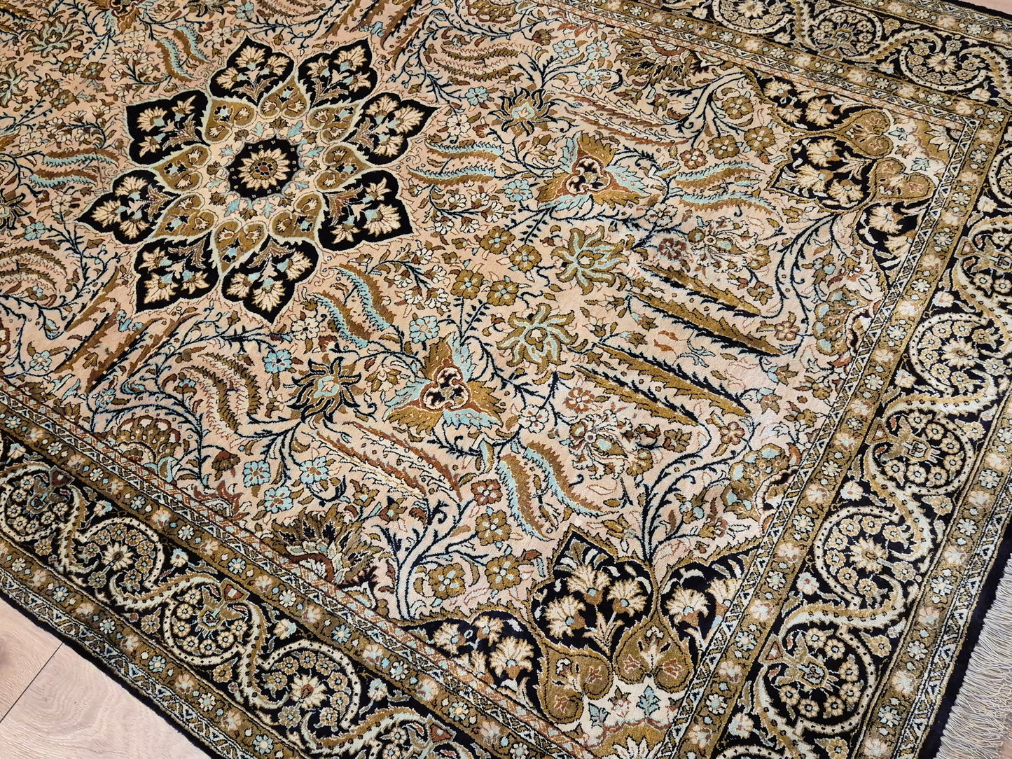 Exklusiver Ghom Teppich – Seide auf Seide, sehr fein Orientteppich