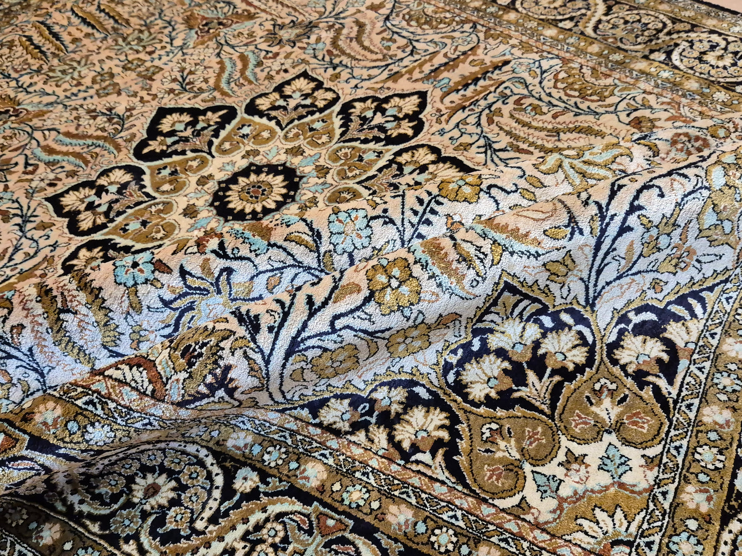 Exklusiver Ghom Teppich – Seide auf Seide, sehr fein Orientteppich