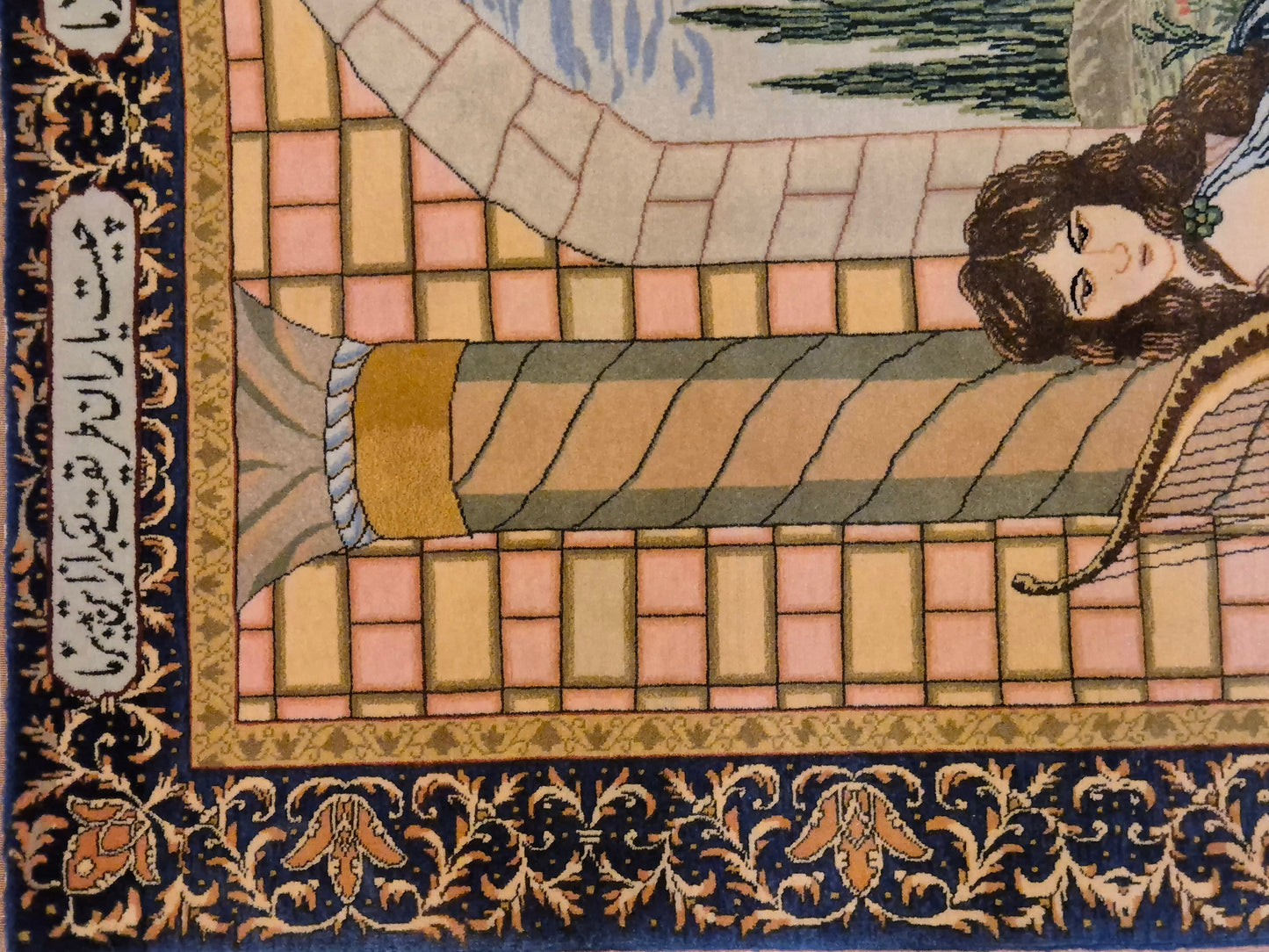 Täbriz Teppich – Korkwolle, figürliche Darstellung, feine Knüpfung