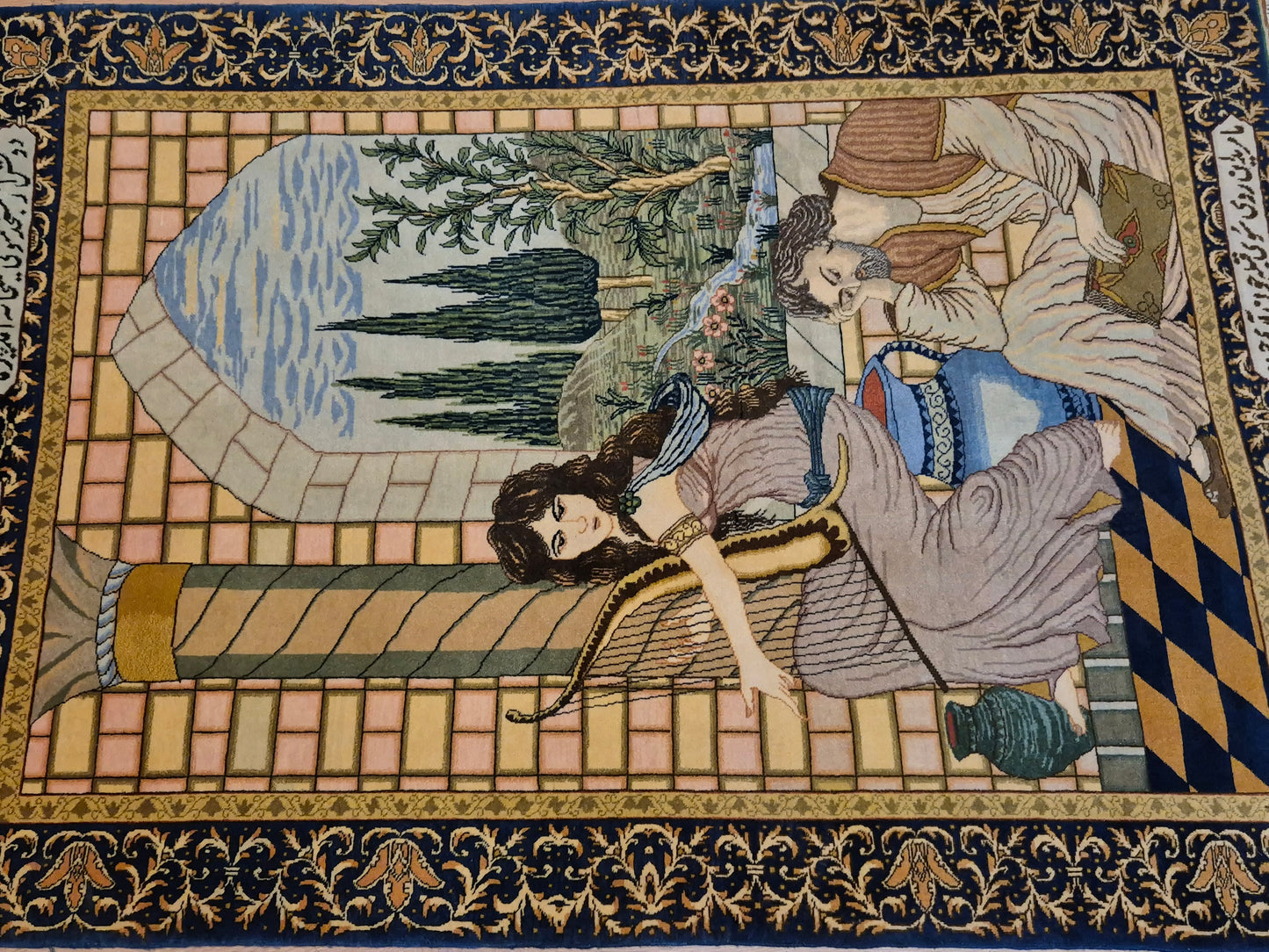 Täbriz Teppich – Korkwolle, figürliche Darstellung, feine Knüpfung