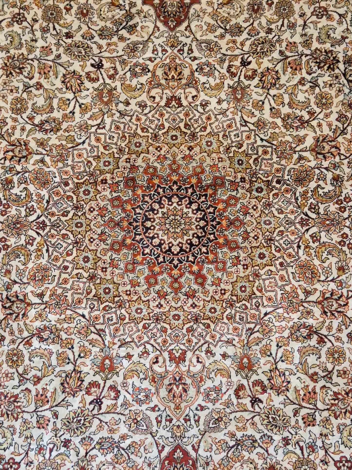 Feiner Hereke Teppich – Seide auf Seide, Medaillon, exklusive Knüpfung