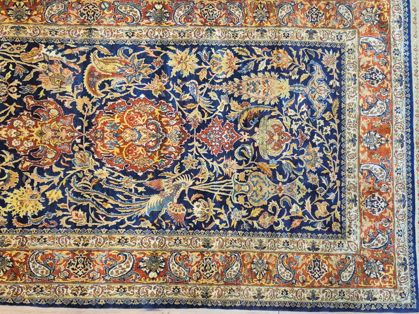 Hereke Teppich – Seide auf Seide, florales Muster, feine Knüpfung