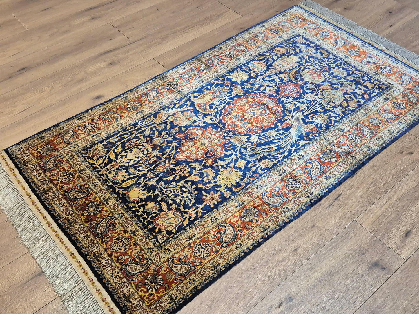 Hereke Teppich – Seide auf Seide, florales Muster, feine Knüpfung