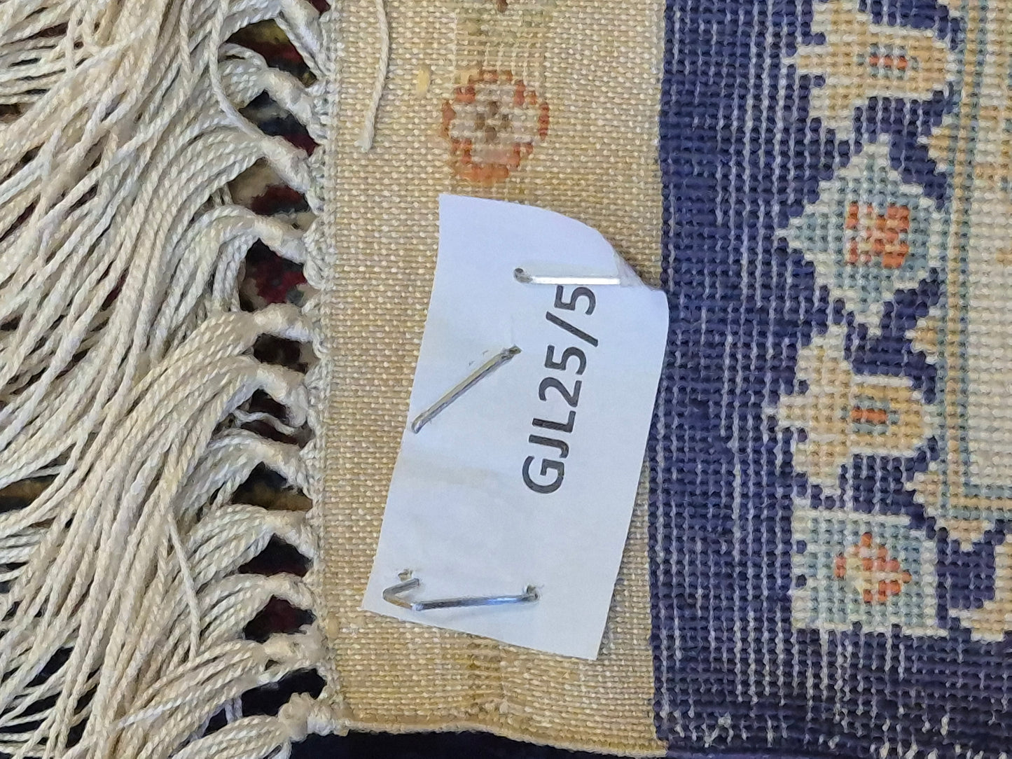 Hereke Teppich – Seide auf Seide, florales Muster, feine Knüpfung