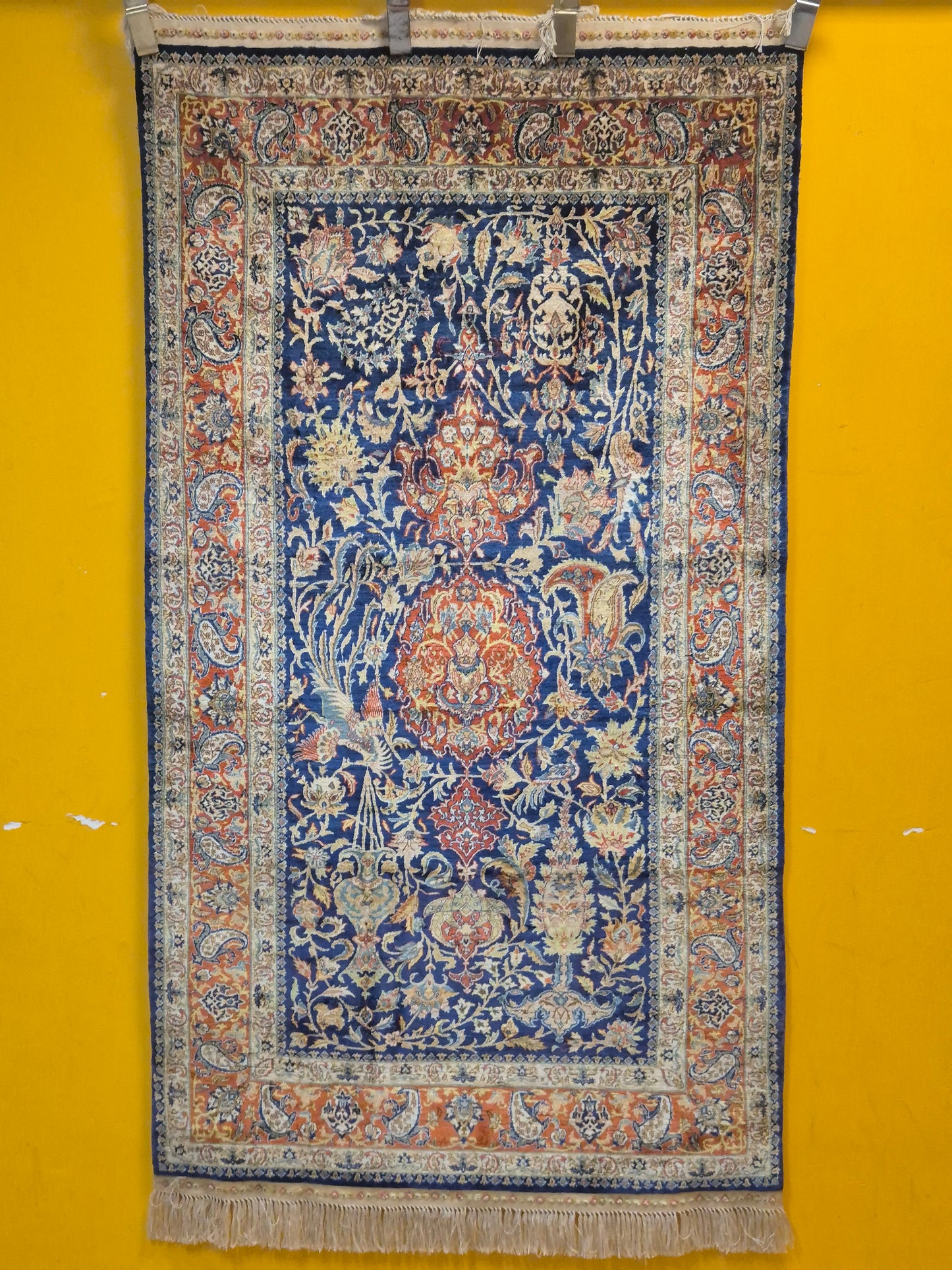 Hereke Teppich – Seide auf Seide, florales Muster, feine Knüpfung