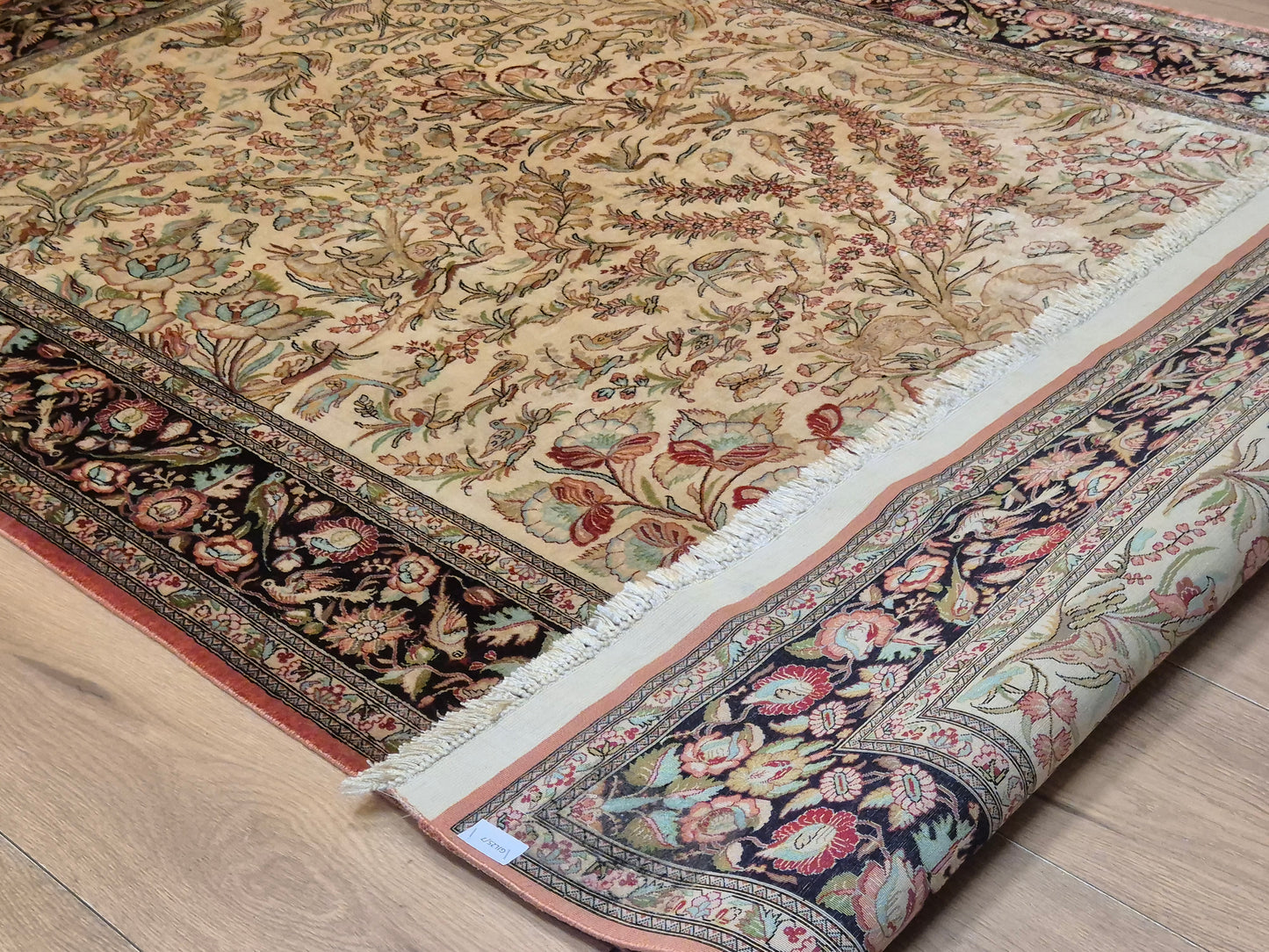 Ghom Teppich – Seide auf Seide, Paradiesgarten-Motiv, feine Knüpfung