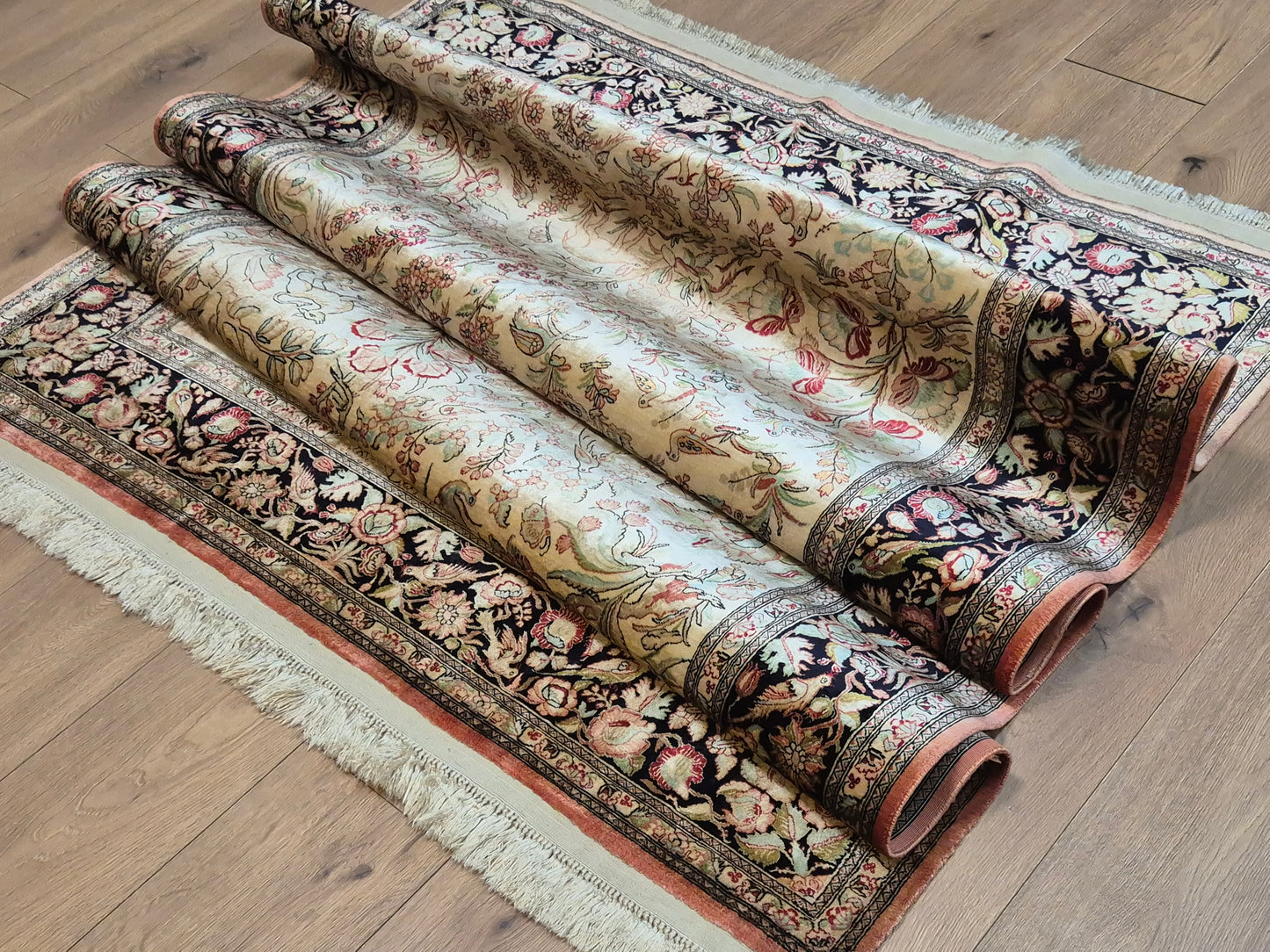 Ghom Teppich – Seide auf Seide, Paradiesgarten-Motiv, feine Knüpfung