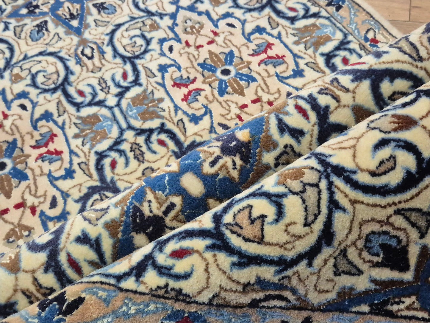 Nain Läufer – Korkwolle, Medaillon-Design, klassische Eleganz