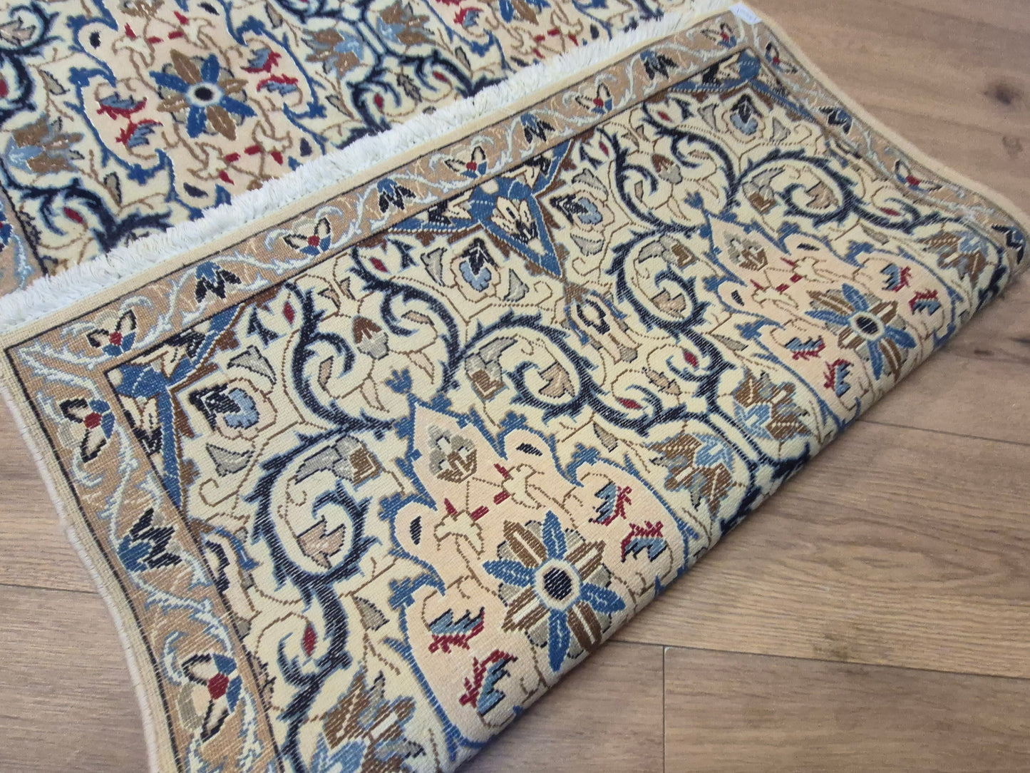 Nain Läufer – Korkwolle, Medaillon-Design, klassische Eleganz