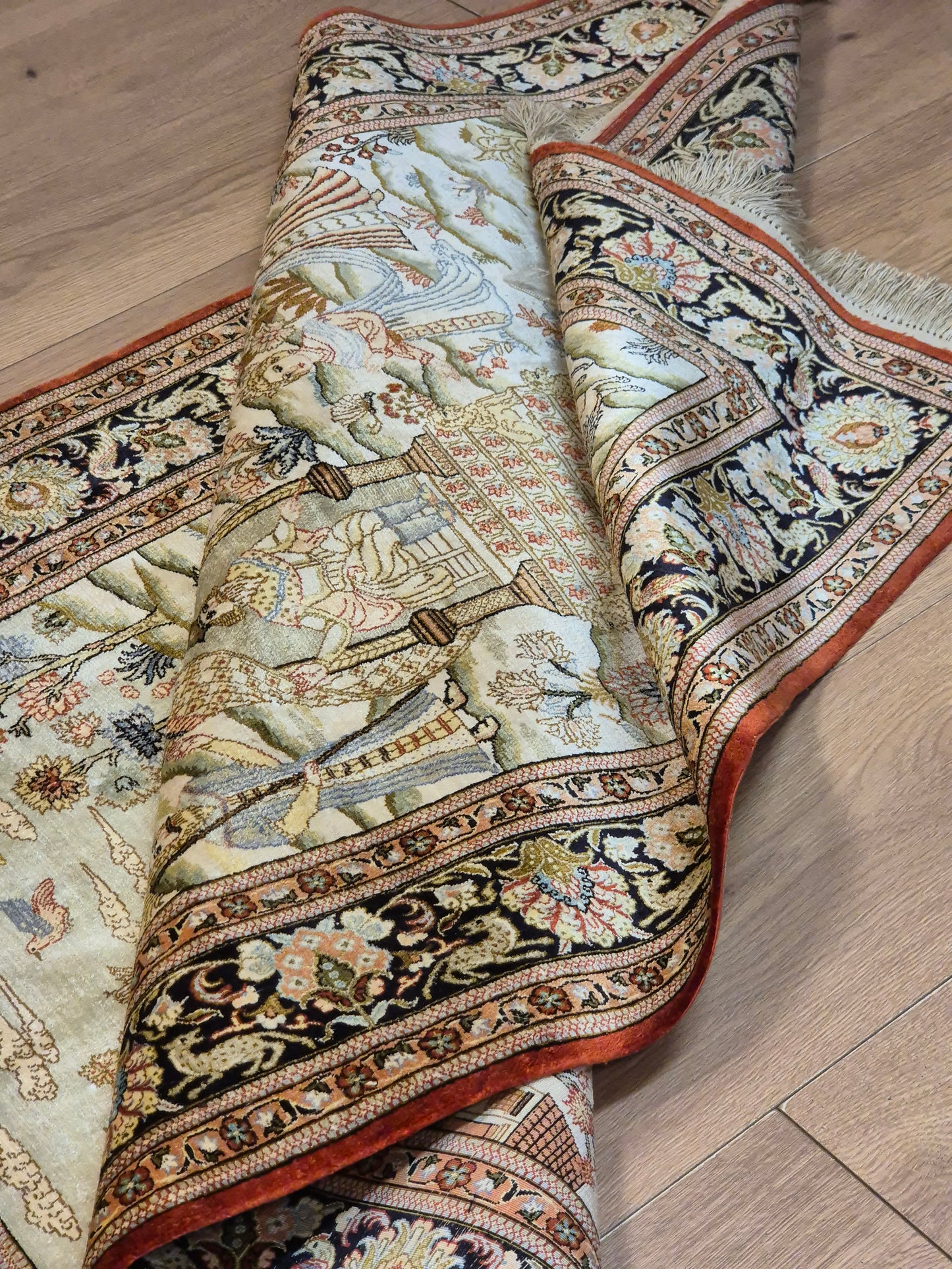 Ghom Teppich Seide auf Seide figürliche Darstellung feine Knüpfung