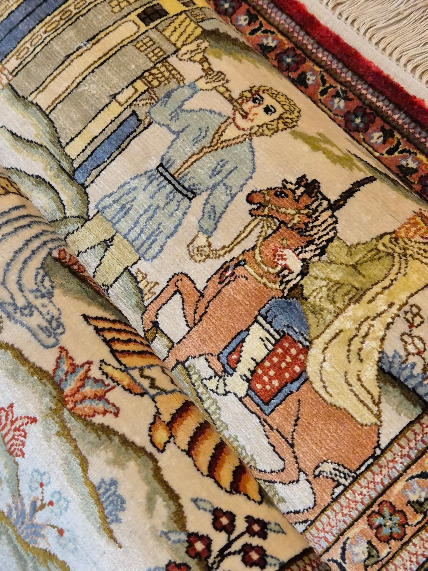 Ghom Teppich Seide auf Seide figürliche Darstellung feine Knüpfung