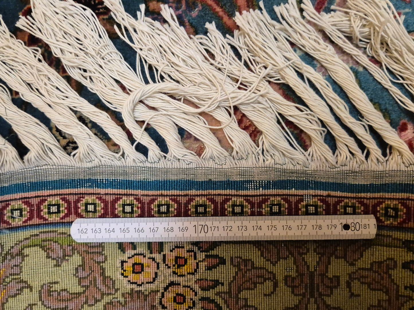 Täbriz Teppich Korkwolle Vogel-Motiv feine Handknüpfung