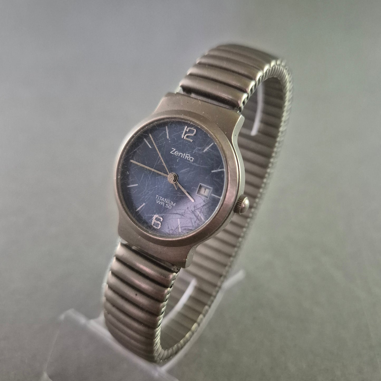 ZentRa Titan Herren Uhr – Klassisches Design mit Datumsanzeige