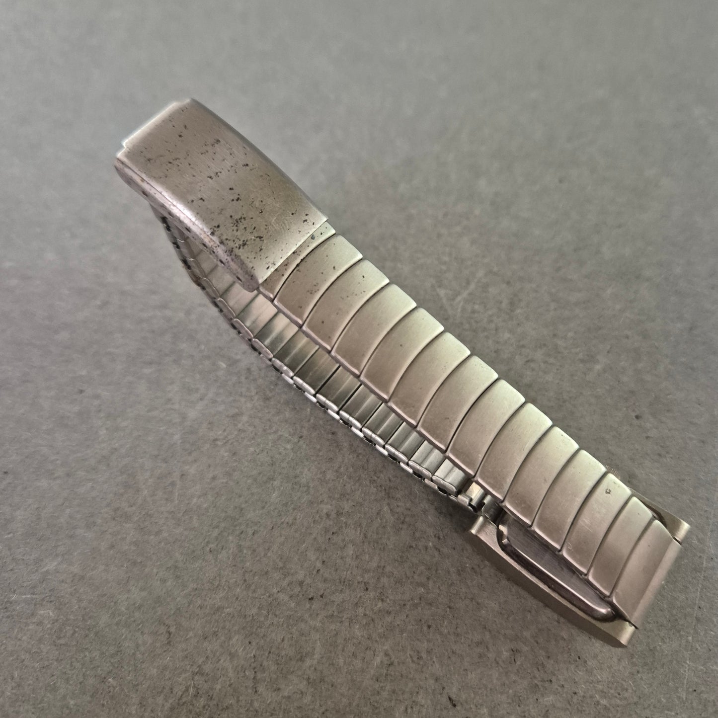 Fashion Damen Uhr – Elegantes Design mit eckigem Gehäuse