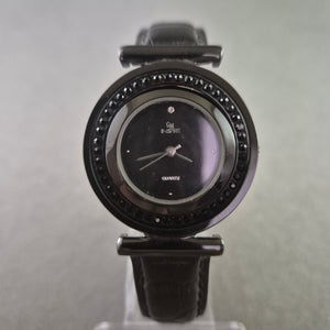 GM Inspirat Damen Uhr – Schwarzes Design mit Strasslünette
