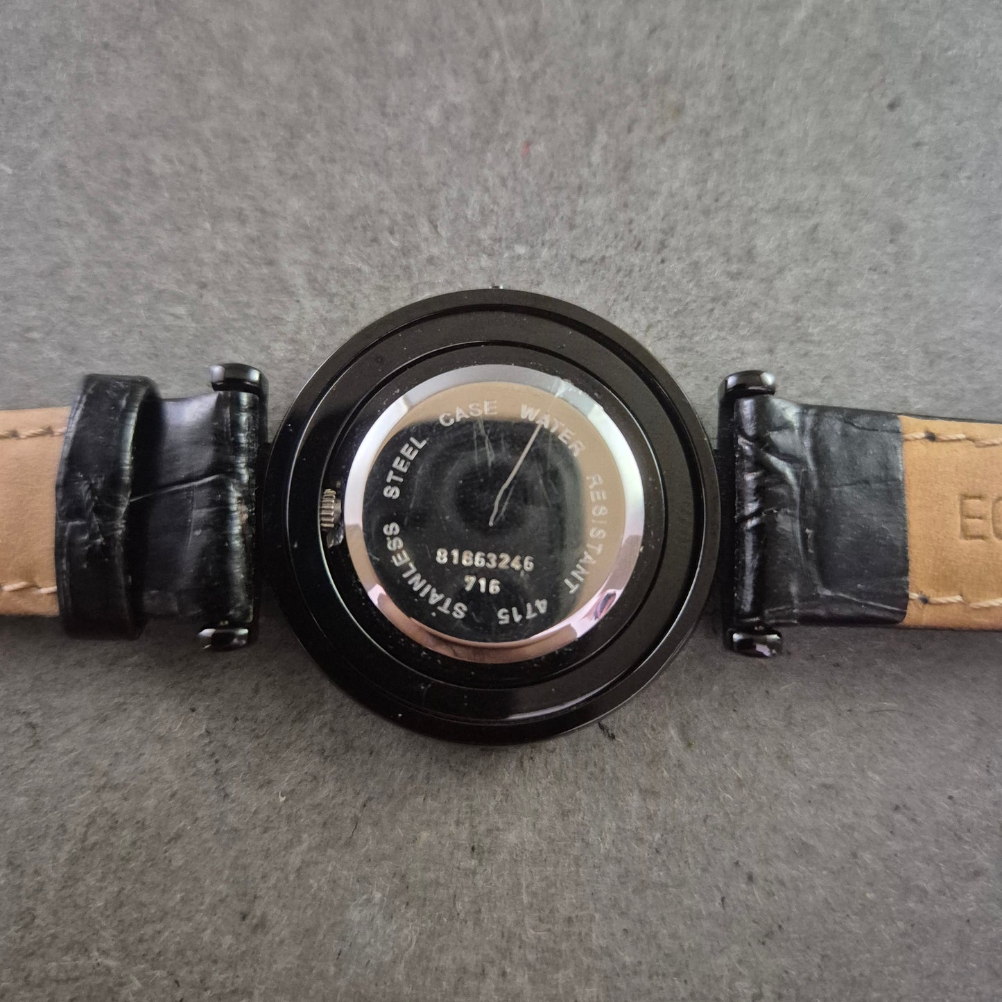 GM Inspirat Damen Uhr – Schwarzes Design mit Strasslünette