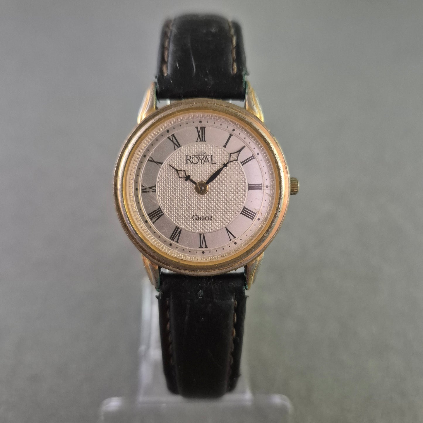 Royal Damen Uhr – Klassischer Vintage Look mit Lederarmband