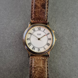 Klassische Citizen Damen Uhr – Elegantes Design mit römischen Ziffern