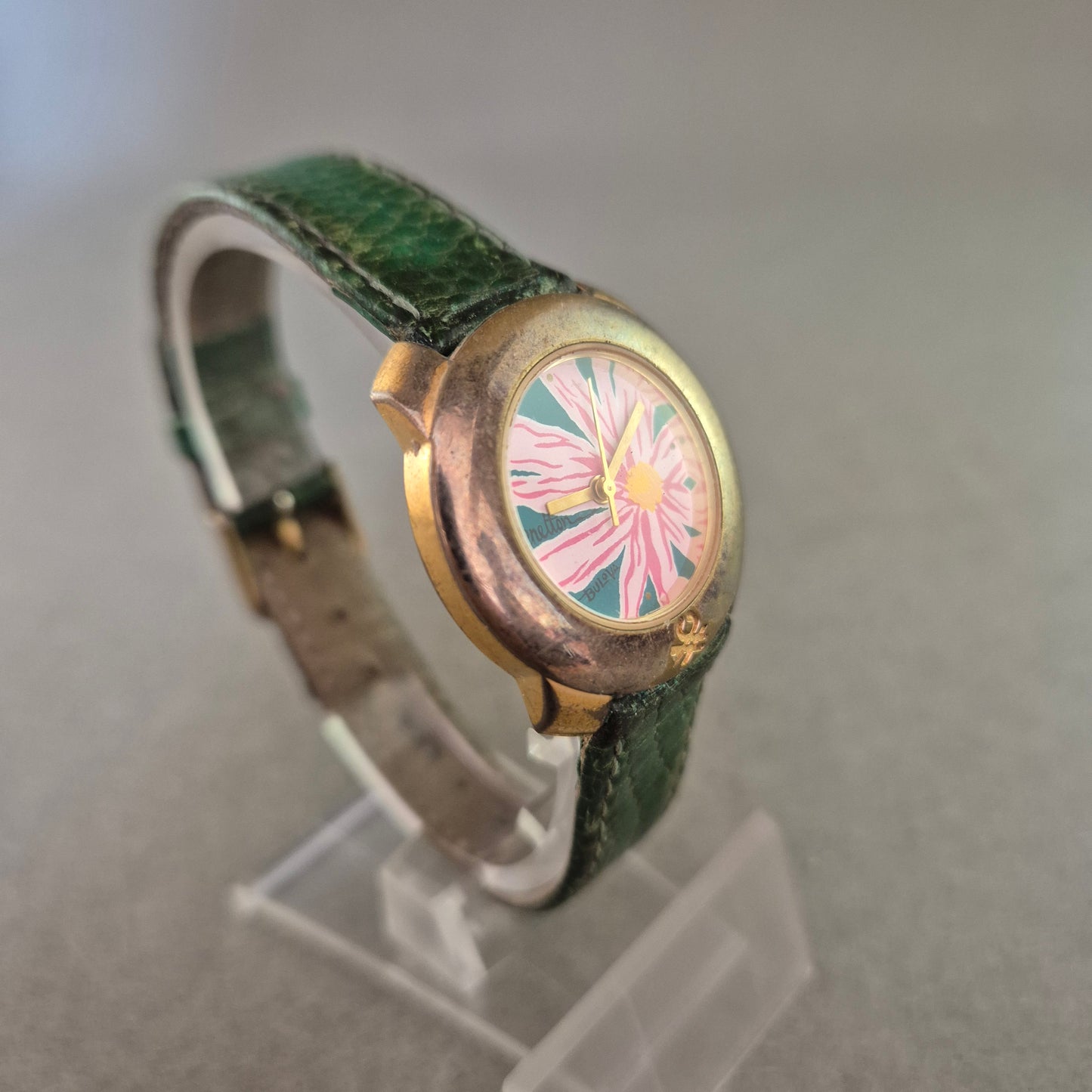 Benetton Damen Uhr by Bulova – Vintage mit Blumenmotiv
