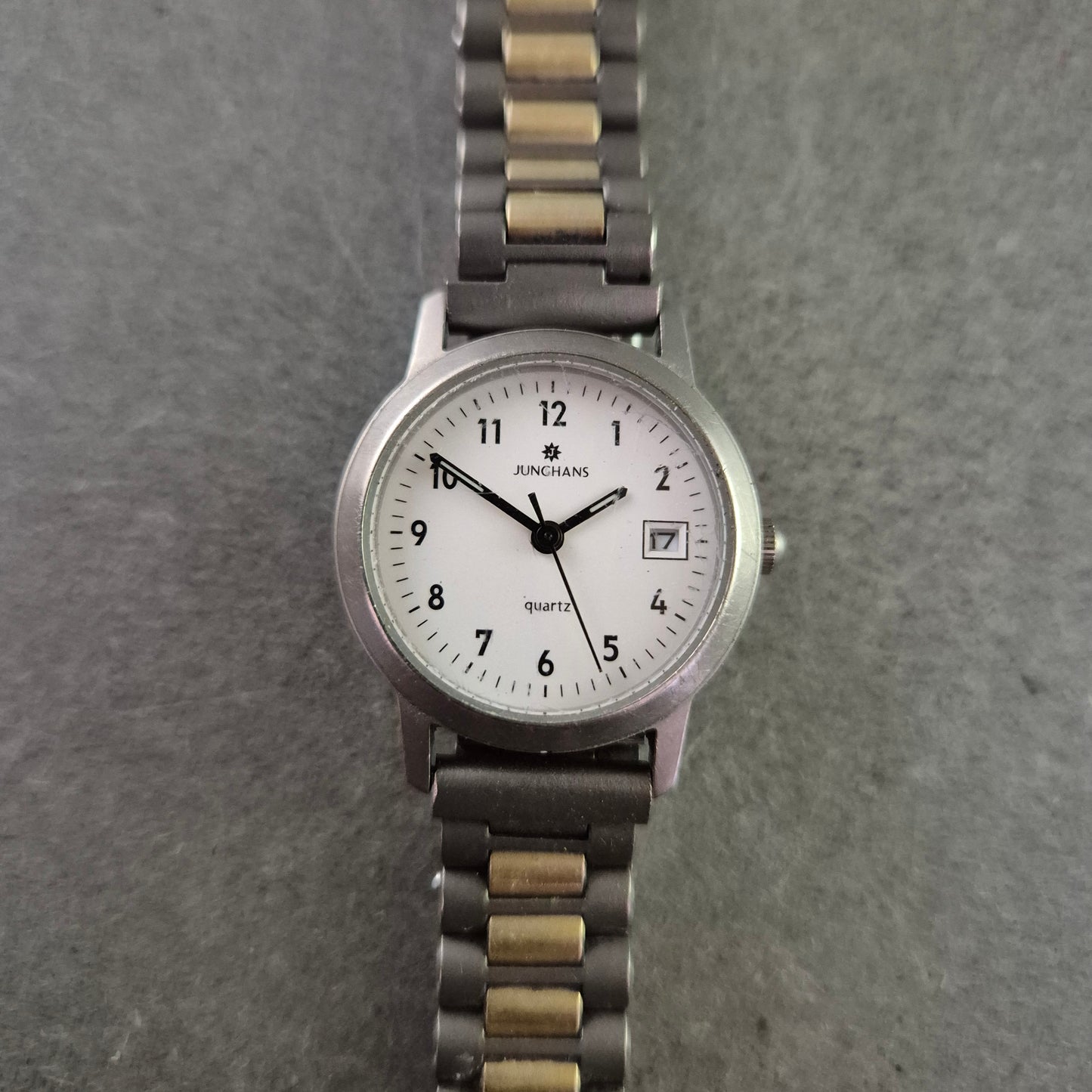 Junghans Titan Herren Uhr – Quarz mit Datumsanzeige