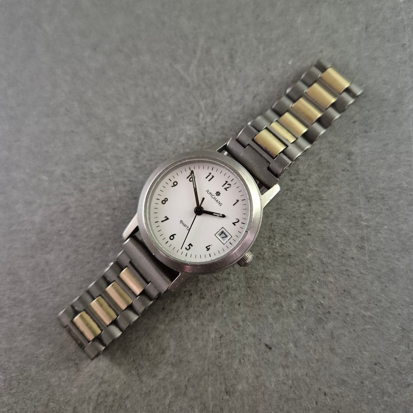 Junghans Titan Herren Uhr – Quarz mit Datumsanzeige