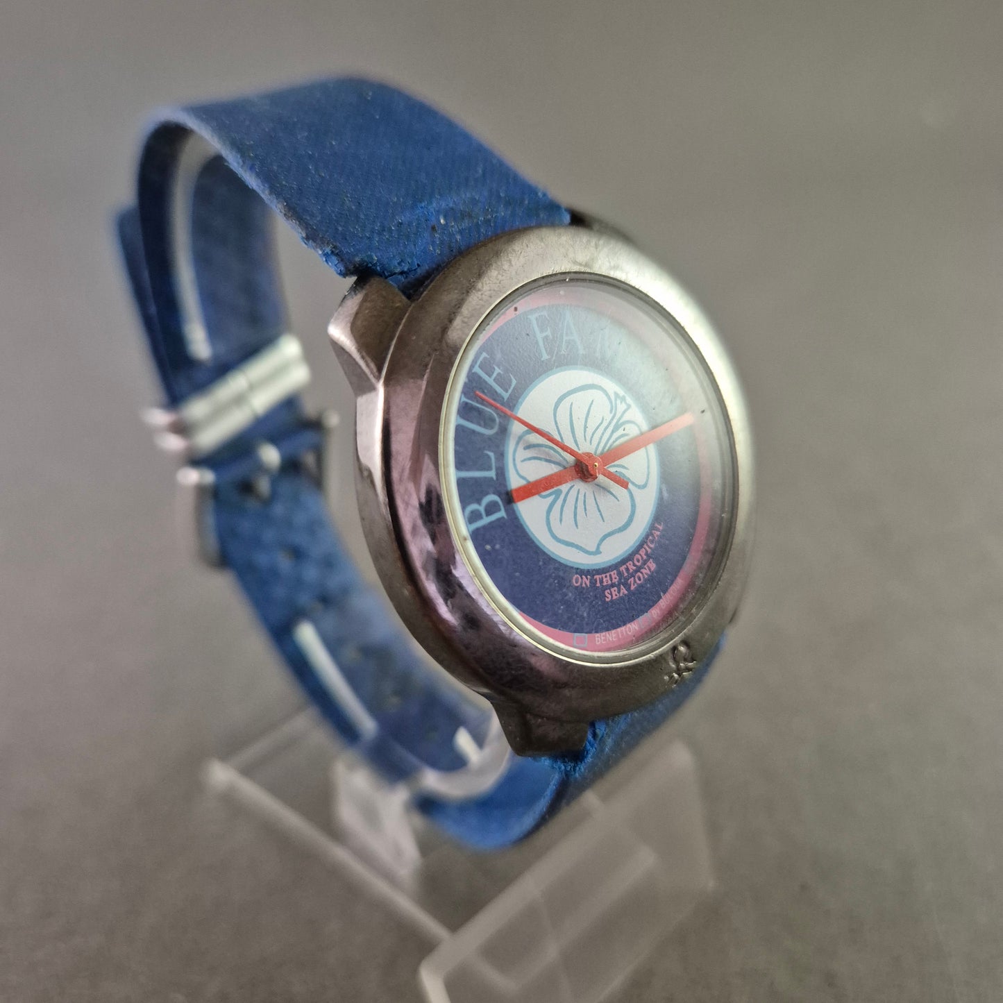 Bunte Unisex Uhr Benetton by Bulova "Blue Family"