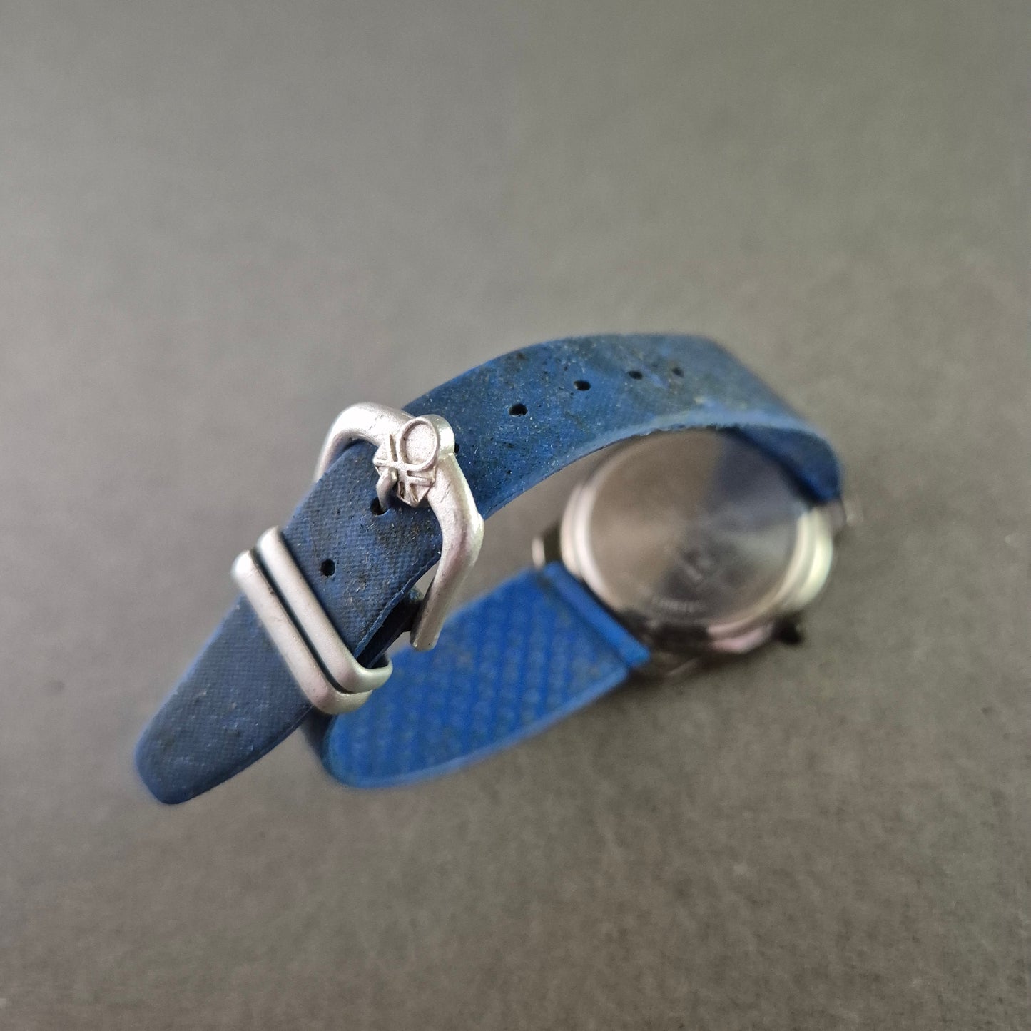 Bunte Unisex Uhr Benetton by Bulova "Blue Family"