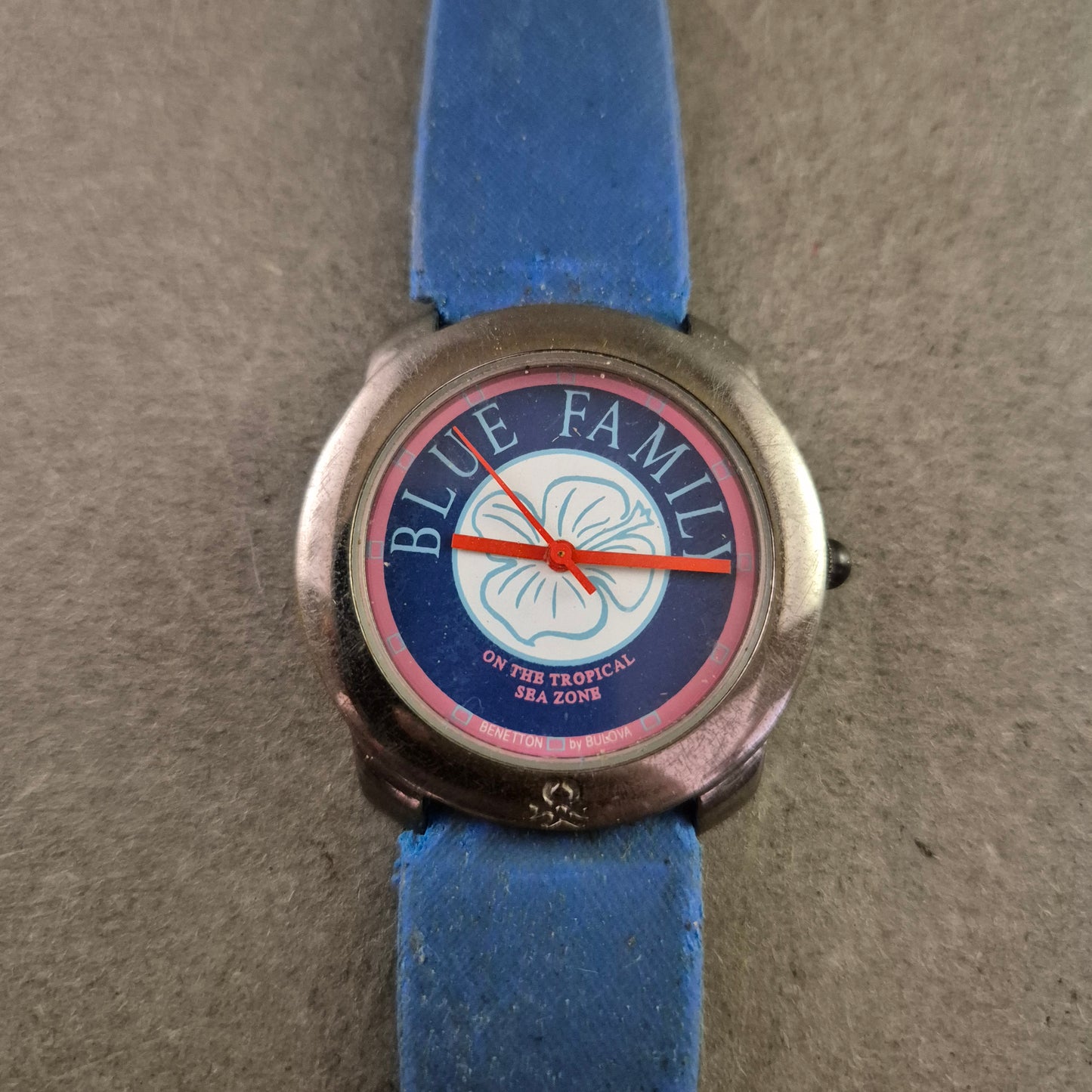 Bunte Unisex Uhr Benetton by Bulova "Blue Family"