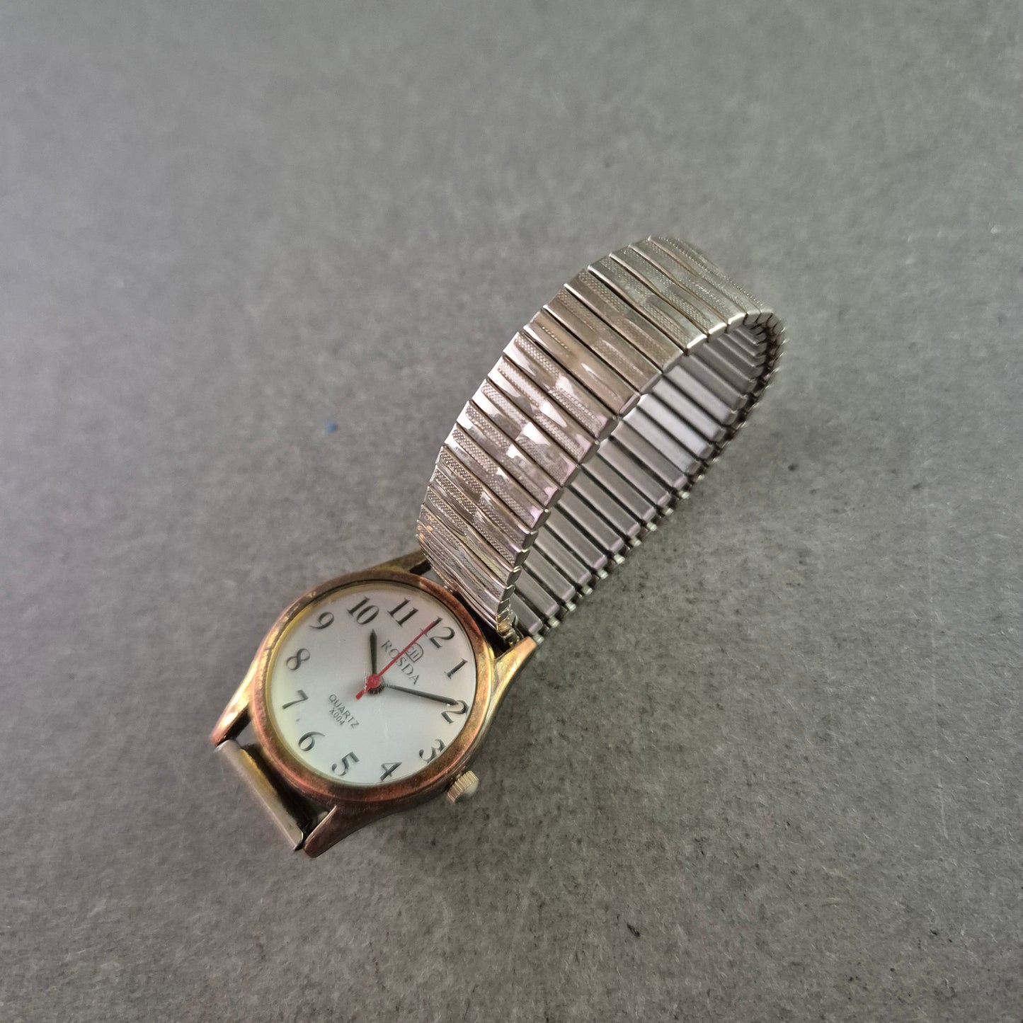 Elegante Damen Uhr Ronda mit Flexband in Bicolor