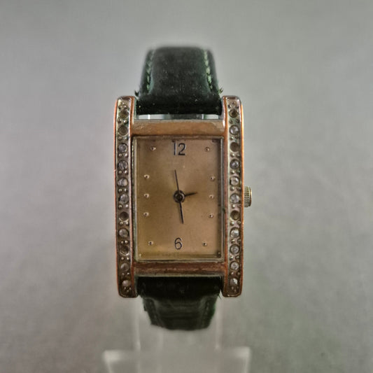 Elegante Damen Uhr mit Strass und dunkelgrünem Lederband