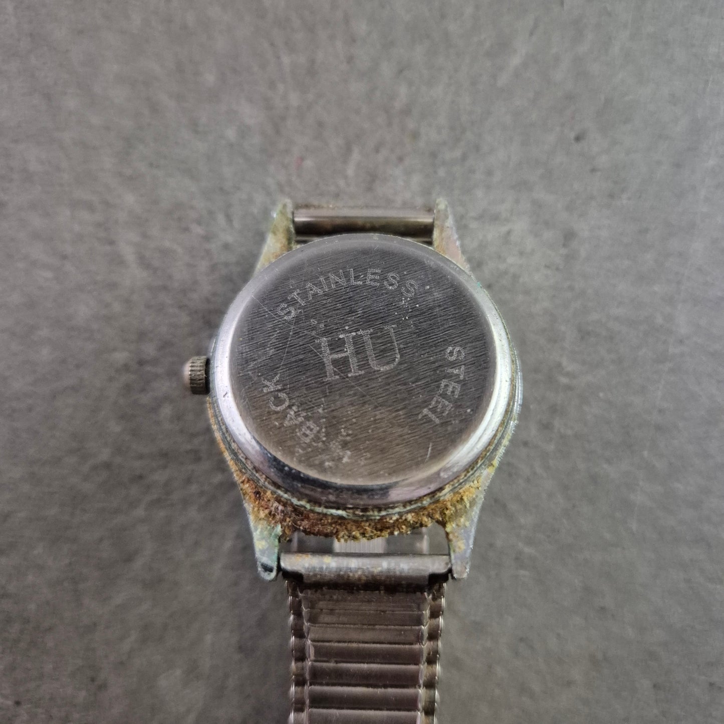 Klassische Damen Uhr HU mit Flexband in Silberfarben