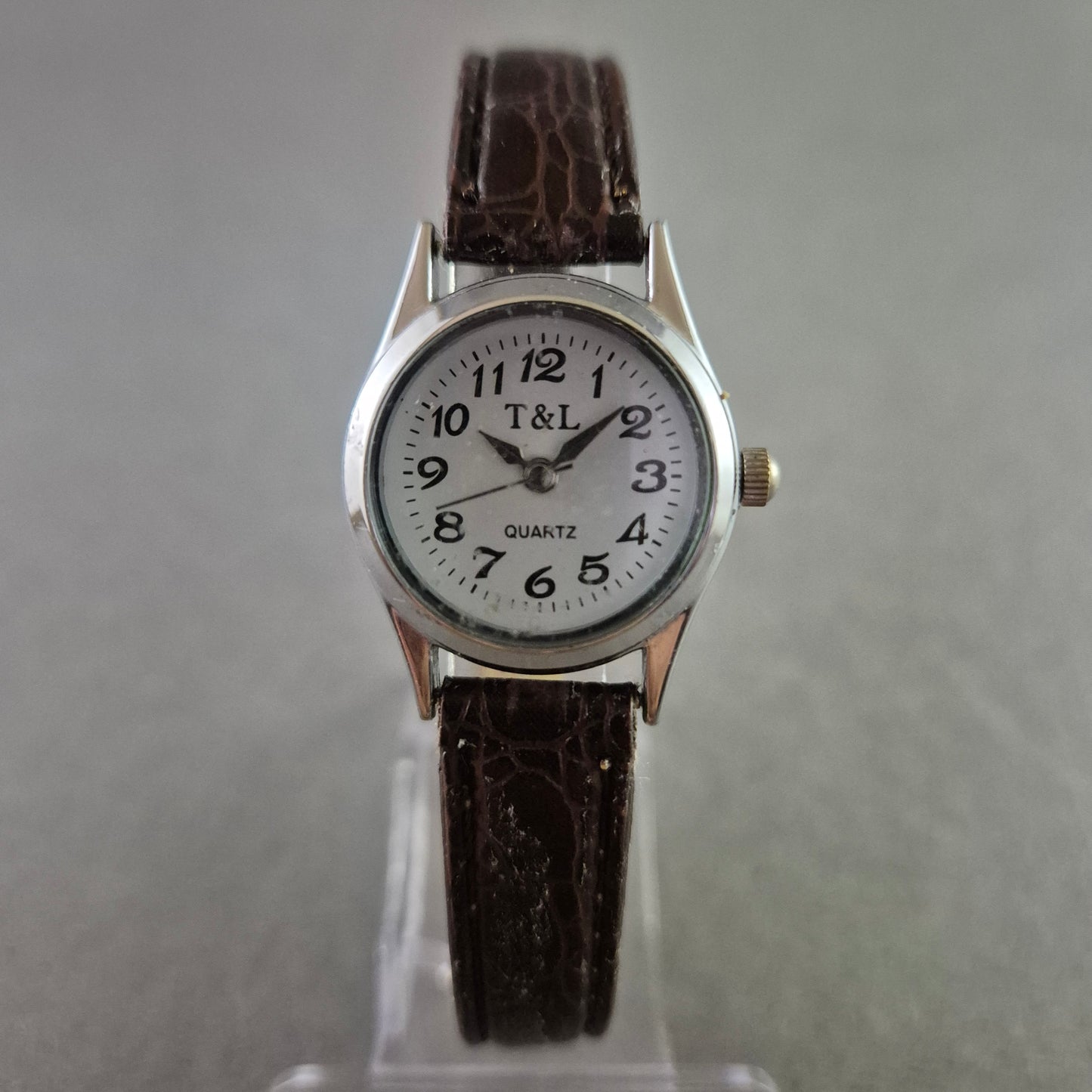 Klassische Damen Uhr T&L mit Lederarmband