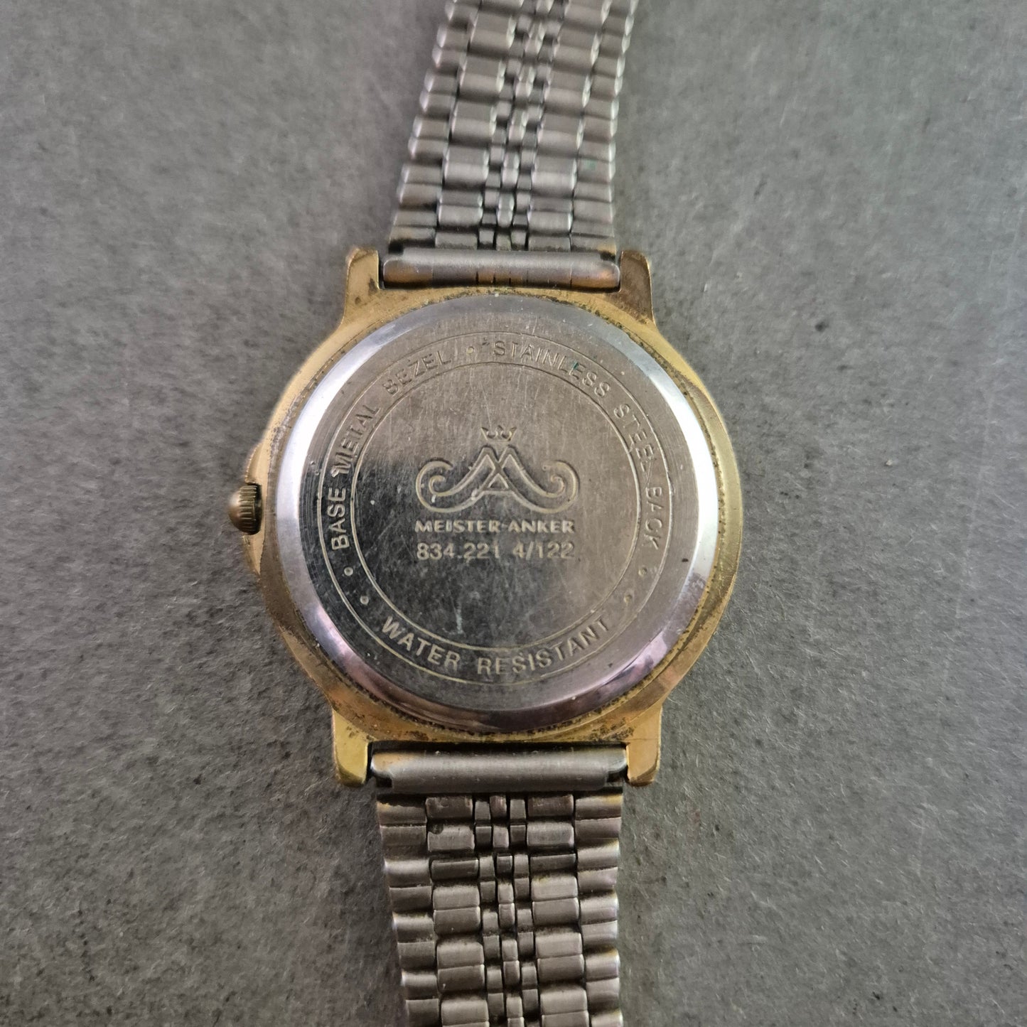 Klassische Unisex Uhr Meister Anker mit Datum und Bicolor-Band