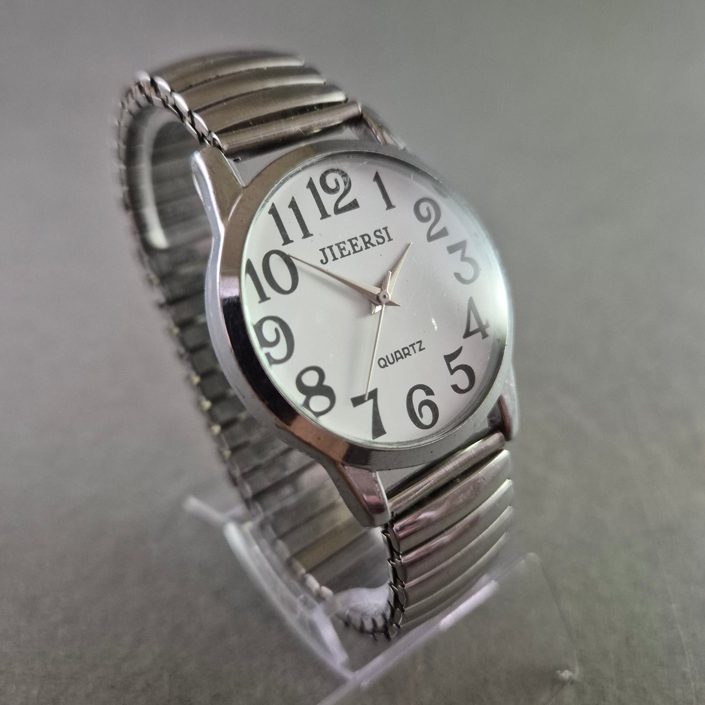 Klassische Unisex Uhr JIEERSI mit großem Zifferblatt und Flexband