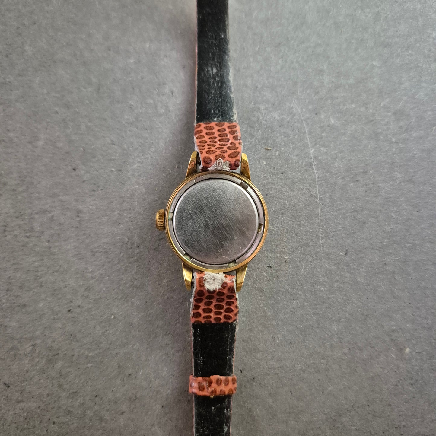 Vintage Damen Uhr ZARIA 17 Rubis mit Gold und Krokoband