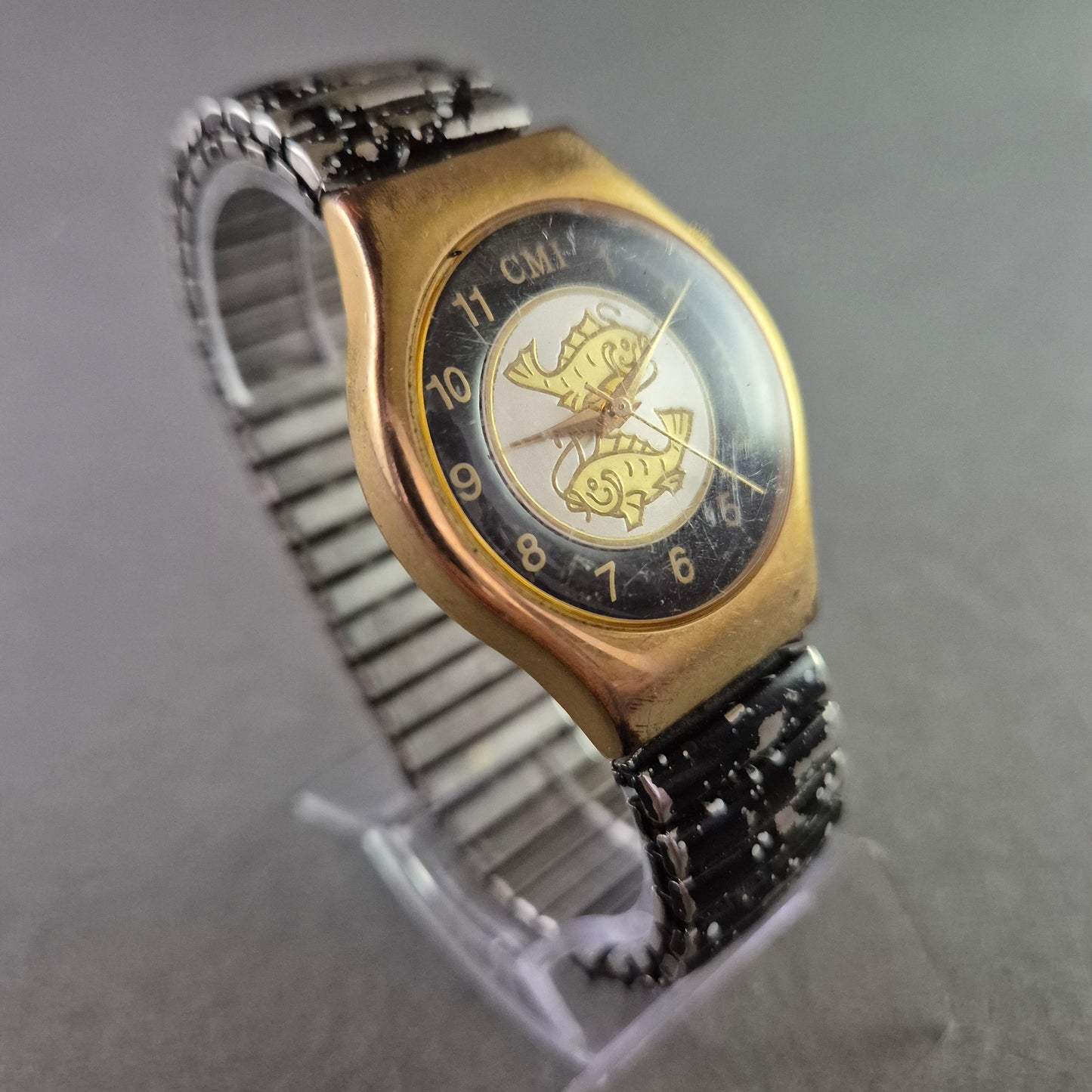 Herren Uhr CMI mit Fisch-Motiv und Bicolor-Flexband